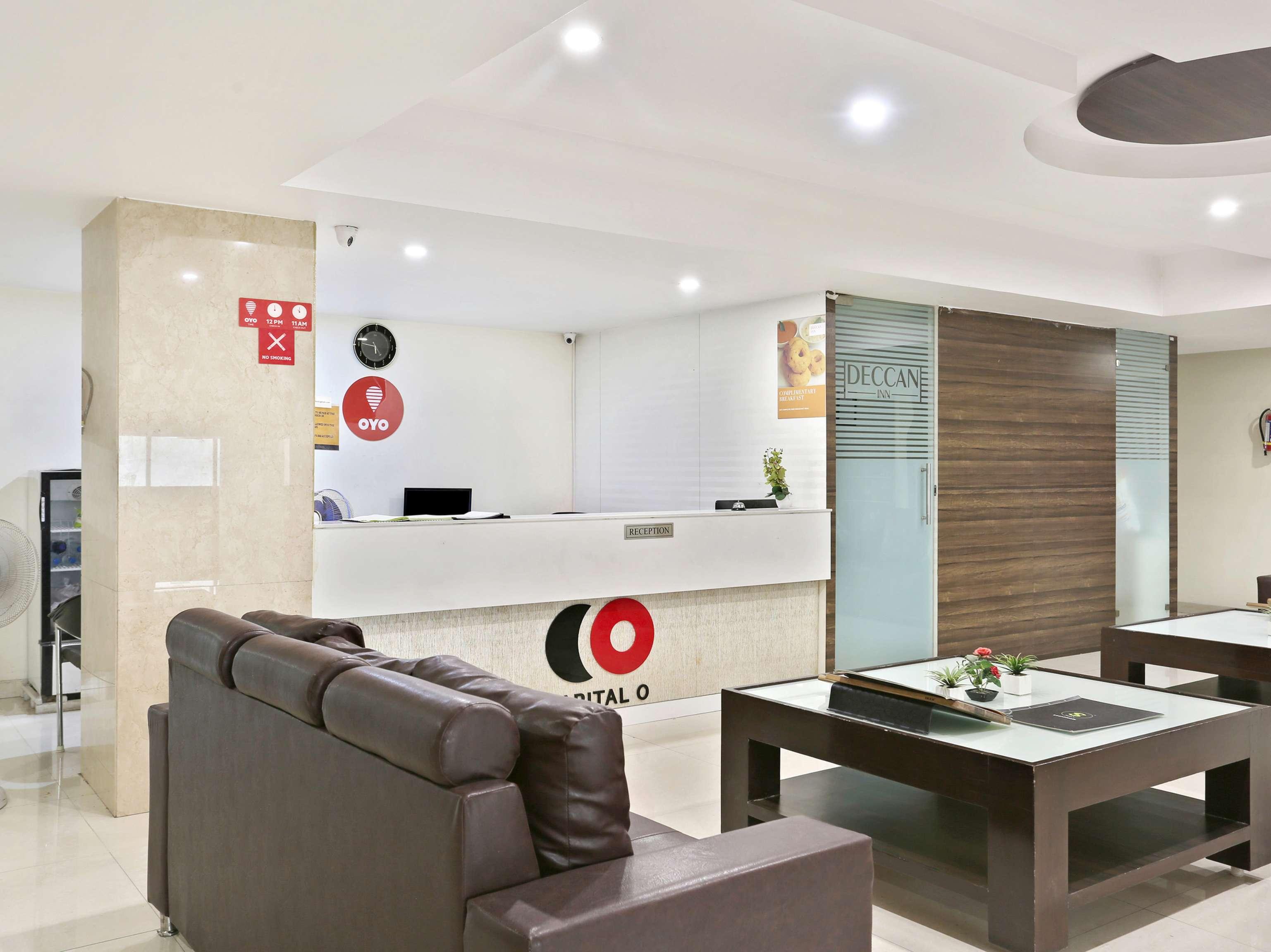 Townhouse Halcyon Deccan Inn Near Shilparamam Kondapur  Exteriér fotografie